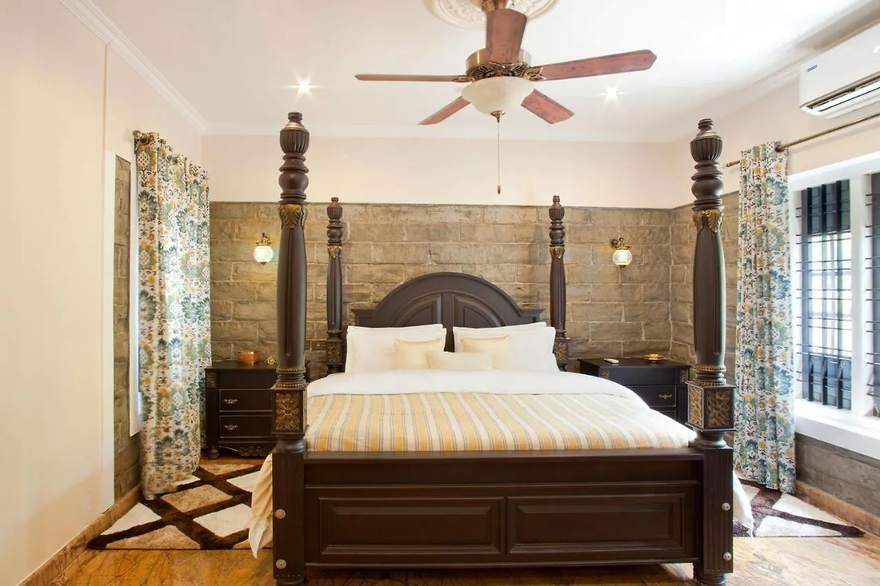 Stayvista At The Stone Villa With Basketball Court Kozhikode